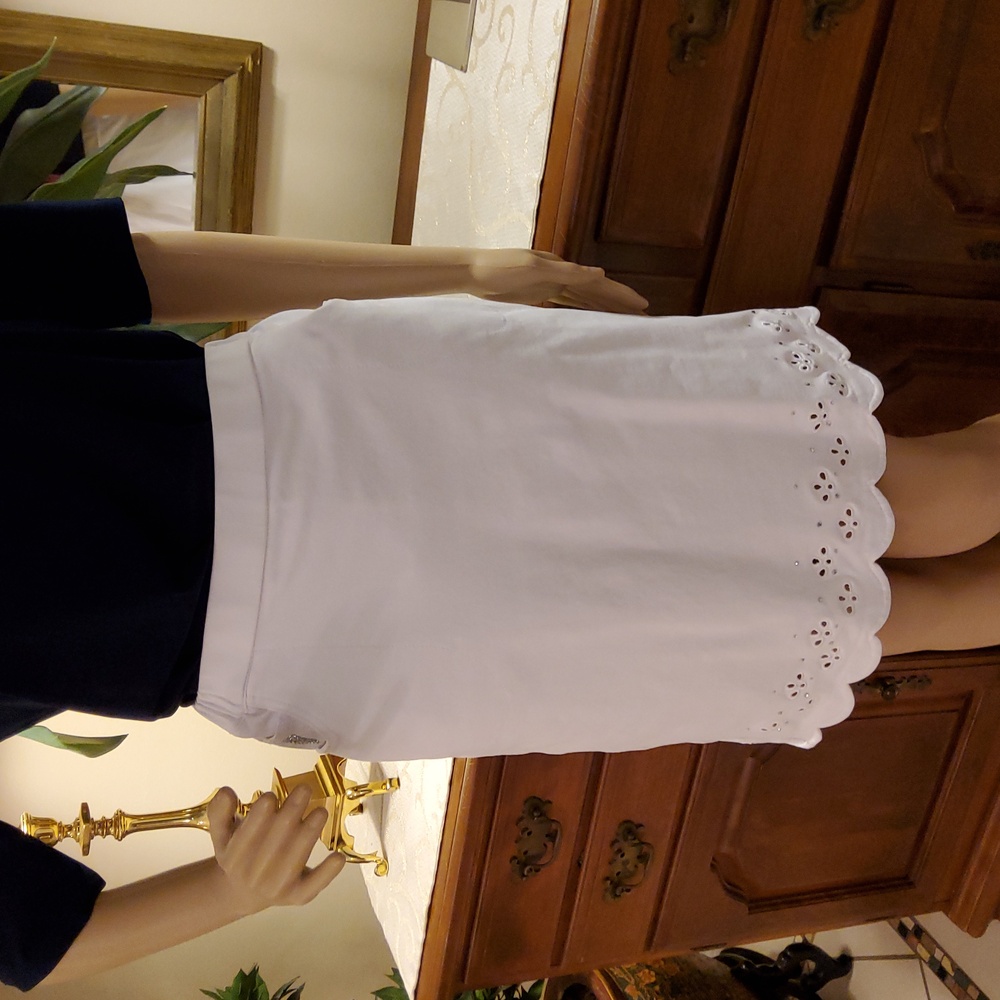 Quacker Factory DreamJeannes Smile N' Style Scalloped Skort